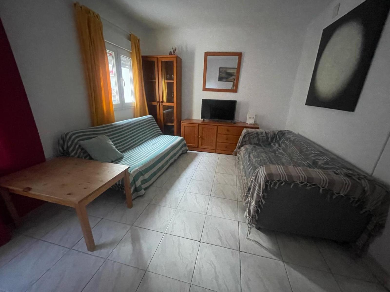 Castellon Apartment Basic Castellón de la Plana Esterno foto